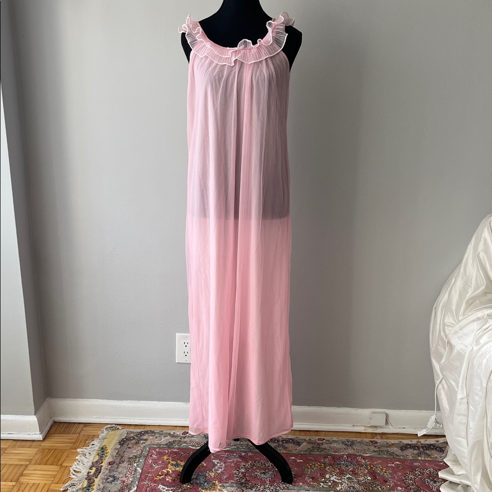 Vintage Pink Sheer Ruffle night gown